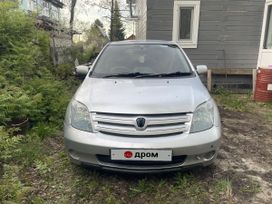  Toyota ist 2002 , 440000 , 