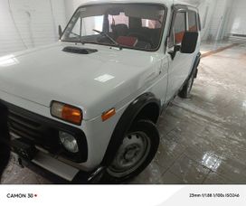  3   4x4 2121  1991 , 300000 , 