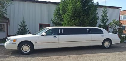  Lincoln Town Car 2001 , 1000000 , 