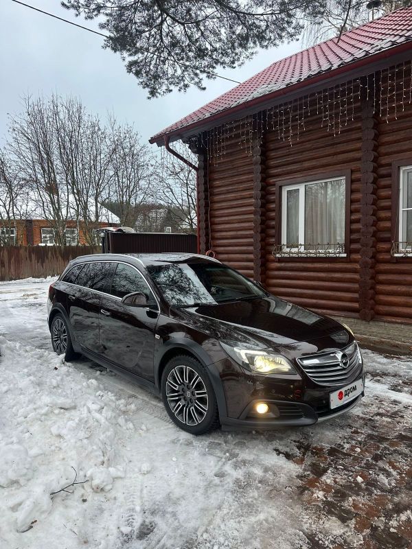  Opel Insignia 2014 , 1400000 , -