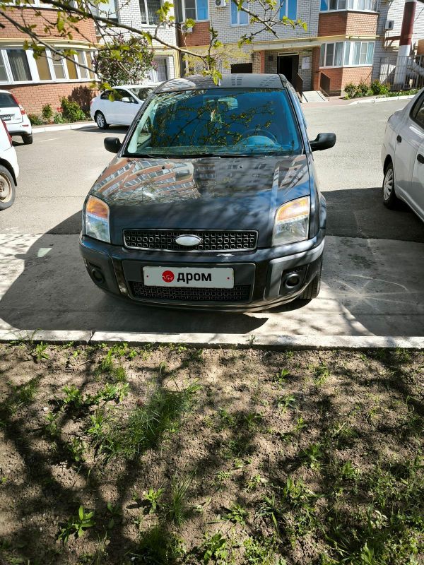  Ford Fusion 2006 , 500000 , 