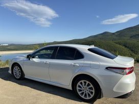 Toyota Camry 2022 , 3300000 , 