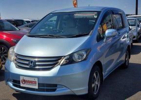    Honda Freed 2010 , 1090000 , 