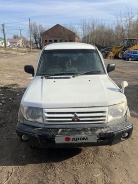 SUV   Mitsubishi Pajero iO 1999 , 150000 ,  