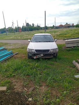  Nissan Bluebird 2000 , 100000 , 