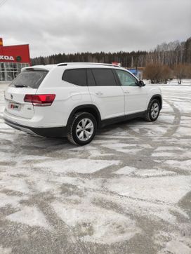 SUV   Volkswagen Teramont 2018 , 3295000 , 