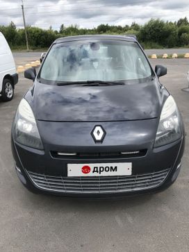    Renault Grand Scenic 2009 , 795000 , 
