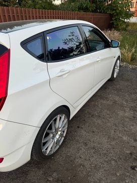  Hyundai Solaris 2013 , 820000 , 