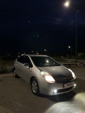  Toyota Prius 2011 , 800000 , 