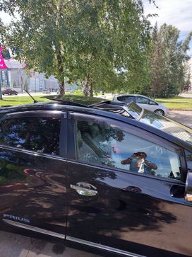  Toyota Prius 2011 , 1360000 , 