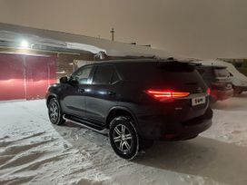 SUV или внедорожник Toyota Fortuner 2017 года, 3250000 рублей, Новый Уренгой