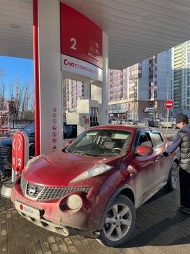 SUV   Nissan Juke 2011 , 750000 , 