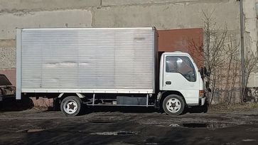   Isuzu NKR 1995 , 1150000 , 