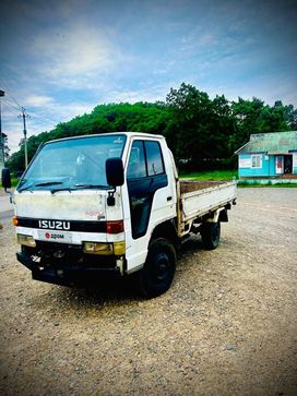   Isuzu Elf 1993 , 700000 , 