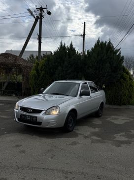    2015 , 560000 , 