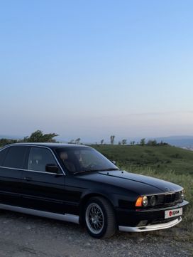  BMW 5-Series 1990 , 670000 , 