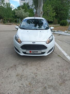  Ford Fiesta 2014 , 900000 , 