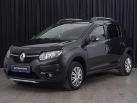  Renault Sandero Stepway 2015 , 700000 , 