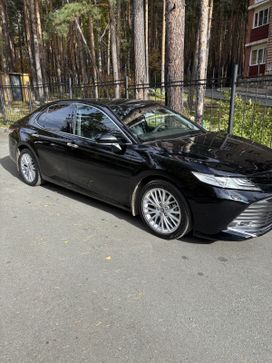  Toyota Camry 2020 , 4000000 , 