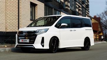    Toyota Noah 2018 , 2000000 , 