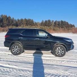 SUV   Toyota Fortuner 2020 , 4900000 , 