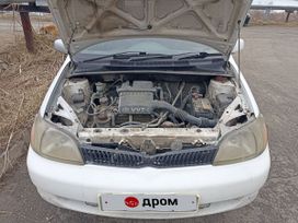  Toyota Platz 2000 , 180000 , 