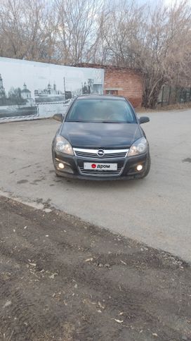  Opel Astra 2011 , 600000 , 