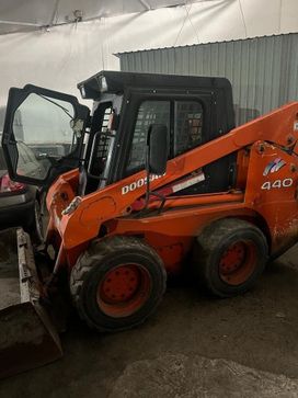 - Doosan 440 Plus 2007 , 1850000 , 