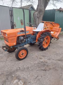 - Kubota L1501DT 1999 , 225000 , 