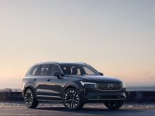  XC90, 2025