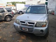  Pajero, 2003