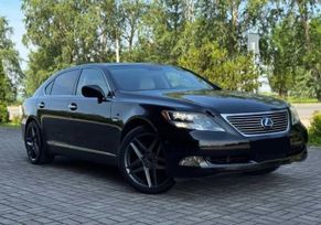   LS600hL, 2008