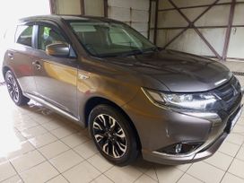 SUV   Mitsubishi Outlander 2015 , 2070000 , 