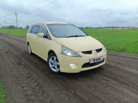    Mitsubishi Grandis 2004 , 695000 , 