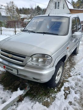 SUV   Chevrolet Niva 2005 , 360000 , 