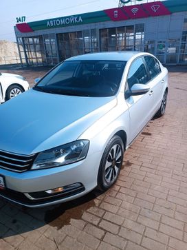  Volkswagen Passat 2011 , 1200000 , 