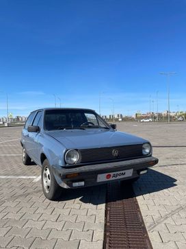  3  Volkswagen Polo 1982 , 150000 , 