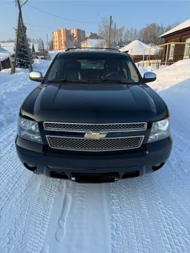 SUV   Chevrolet Tahoe 2013 , 2700000 , 