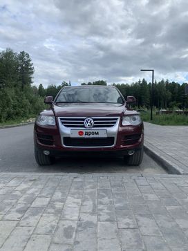 SUV   Volkswagen Touareg 2008 , 1700000 , 