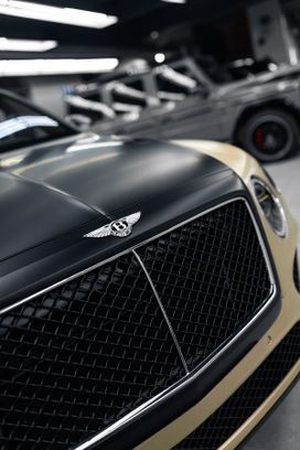 SUV   Bentley Bentayga 2016 , 10990000 , 