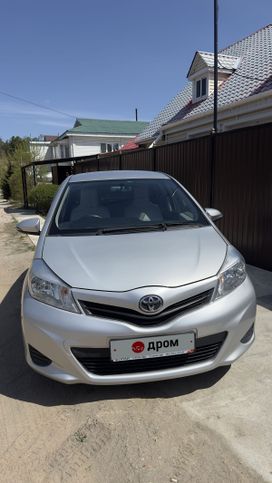  Toyota Vitz 2011 , 800000 , -
