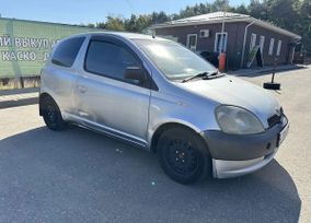  3  Toyota Vitz 2001 , 235000 , 