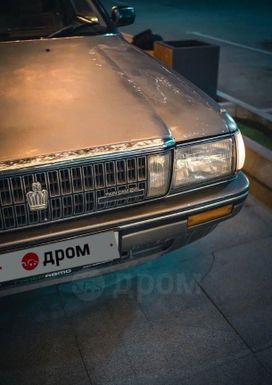  Toyota Crown 1989 , 220000 , 