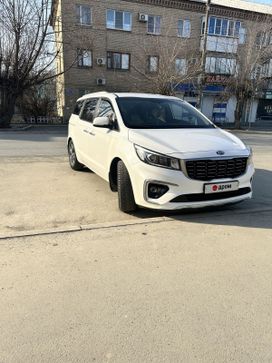    Kia Carnival 2018 , 2750000 , 