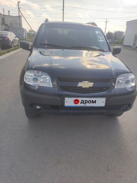 SUV   Chevrolet Niva 2017 , 750000 , 