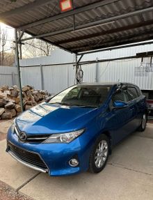  Auris, 2013