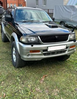 SUV   Mitsubishi Challenger 1996 , 920000 , -