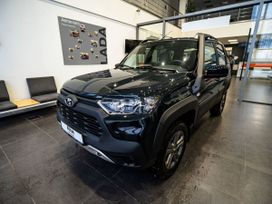 SUV      2025 , 1639000 , 