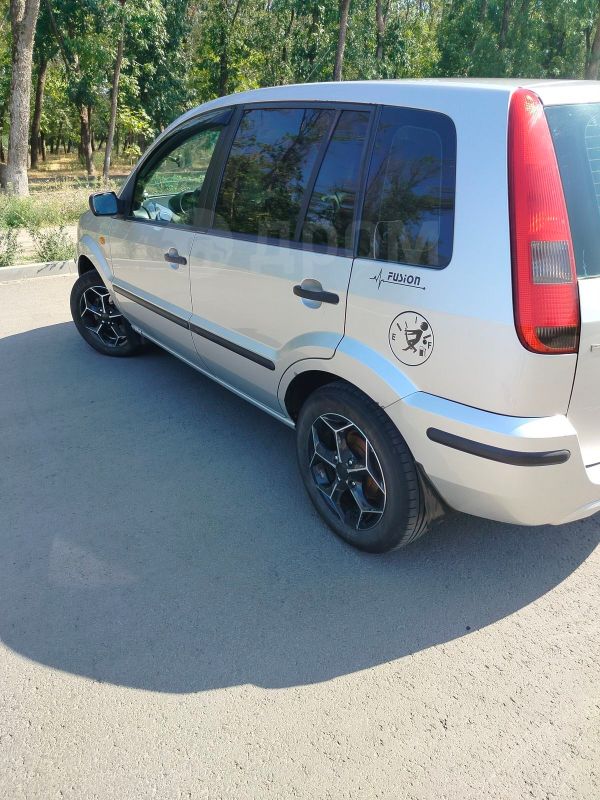  Ford Fusion 2005 , 420000 , --