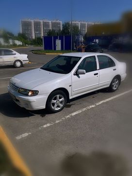  Nissan Pulsar 1999 , 300000 , 